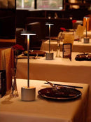 Luminária Auralis™ - Evolução da luz, sem fio